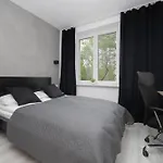 Elegant Muranow Ideal For Remote Work By Renters Lejlighed Warszawa